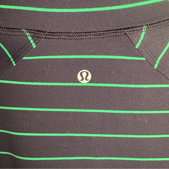 Lululemon Nice Asana Jacket Slalom Stripe Inkwell / Inkwell Navy Women’s size 10 - Picture 6 of 9